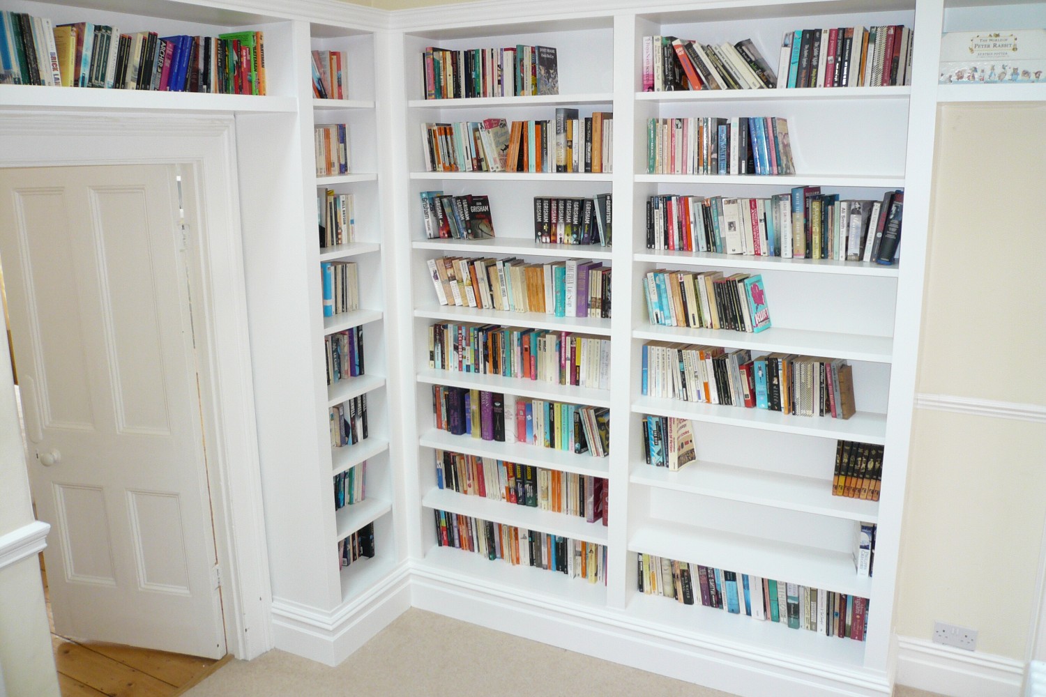 custom made bookshelves